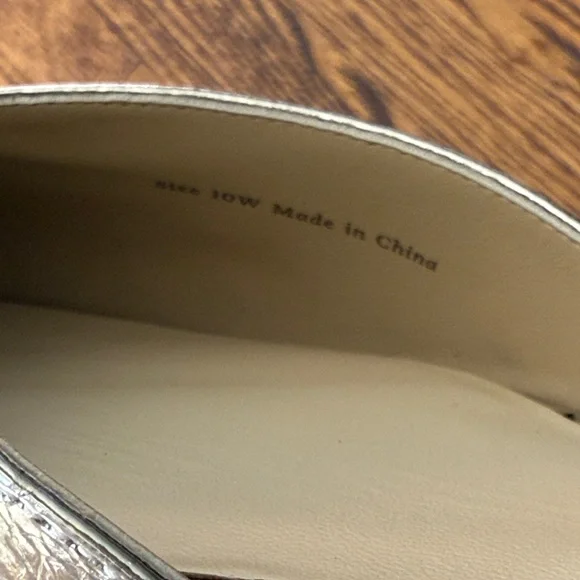 B12 Dolce Vita Women’s 10W Kanika Low Wide Metallic Silver Mules - Picture 5 of 6